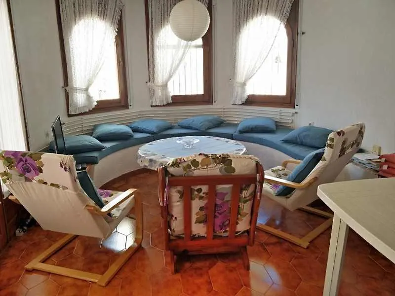 Xalet Amb Jardi Villa Empuriabrava