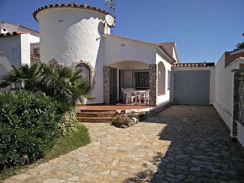 Xalet Amb Jardi Villa Empuriabrava