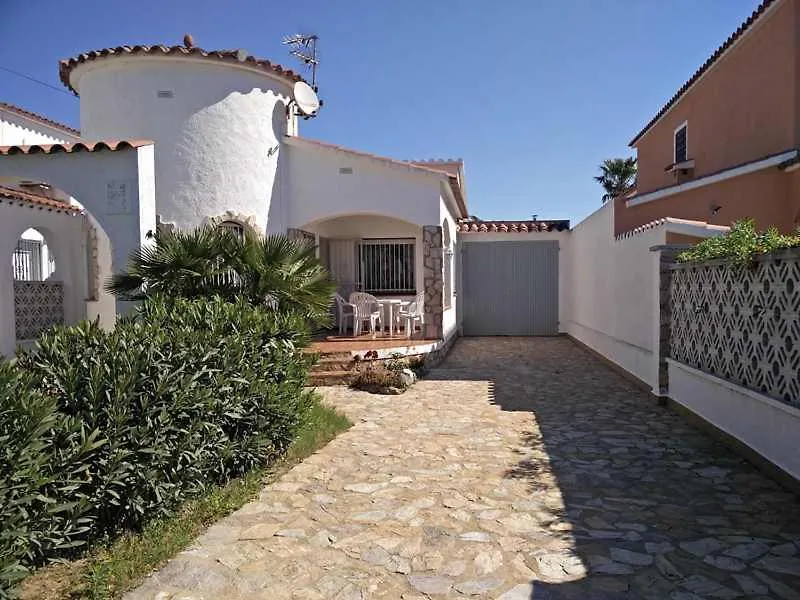 Xalet Amb Jardi Villa Empuriabrava
